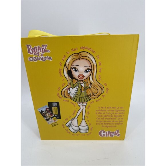 Bratz x Clueless 30th Anniversary CHER Collector Doll - Picture 6 of 10